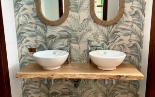 Piano lavabo in rovere massello